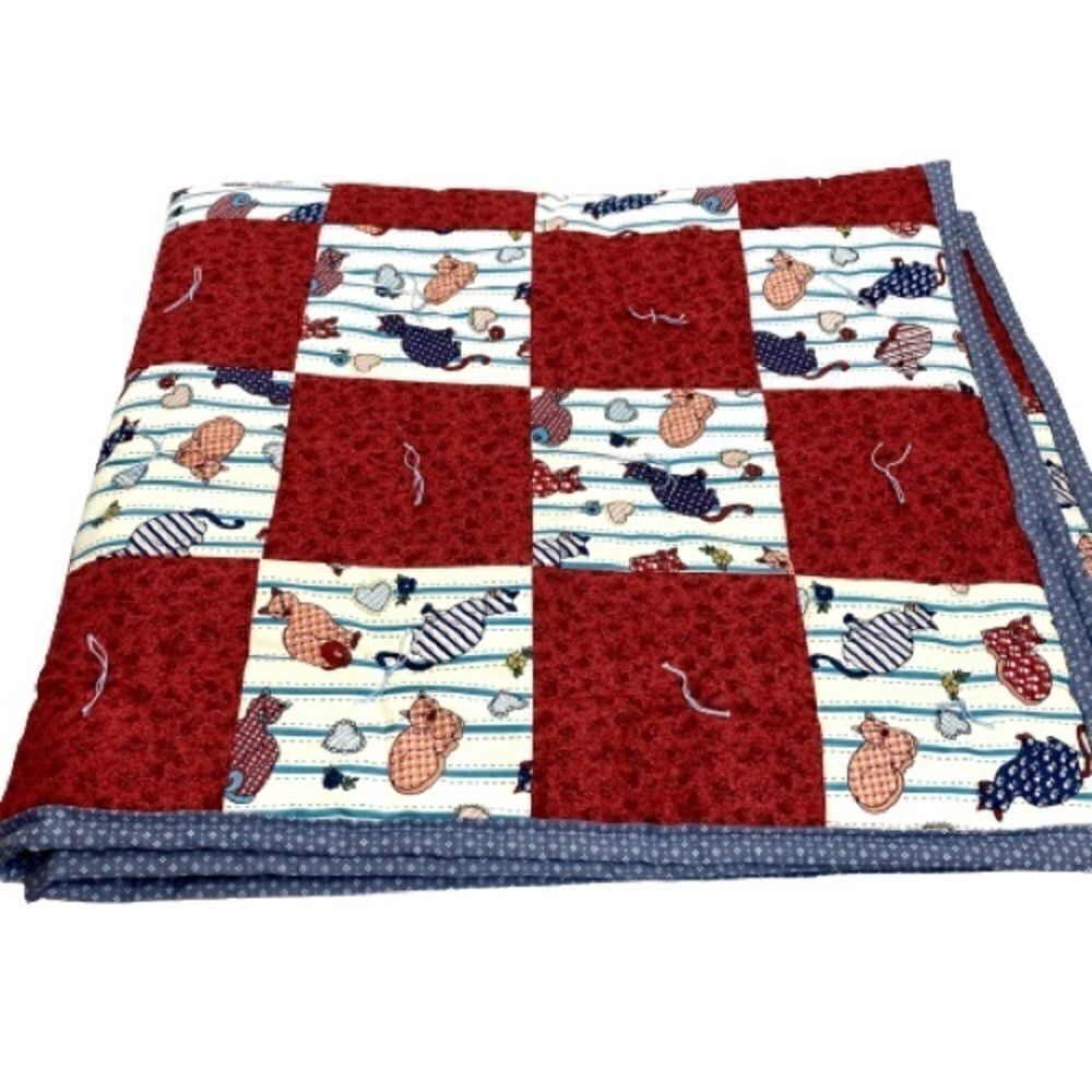 Handmade NWT cat themed baby or lap quilt 43” X 38”
